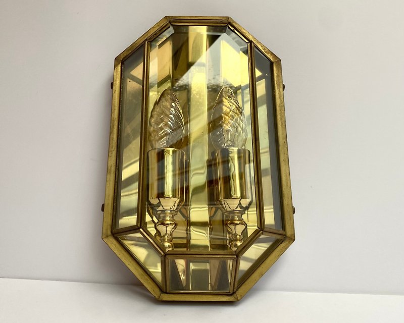 Wall Lamp Glass And Brass Hollywood Regency Style, Deknudt, Belgium, 1960 - Lighting - Glass Gold