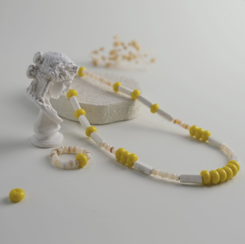 Corn Cream Creative Necklace - สร้อยคอ - วัสดุอื่นๆ สีเหลือง