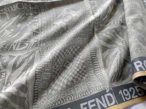 E.T. ハンカチ　ヴィンテージ フェンディ ヴィンテージ ハンカチ ポケットチーフ クラシック