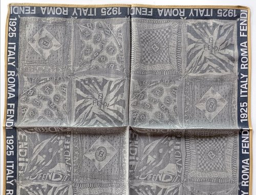 フェンディ ヴィンテージ ハンカチ ポケットチーフ クラシック