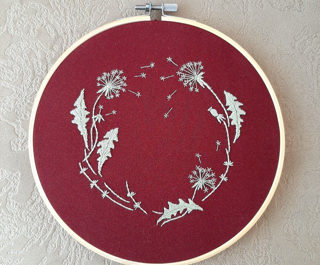 デジタル】刺繡蝴蝶手刺繍DIYタンポポ、花柄pdf - ショップ Embroidery