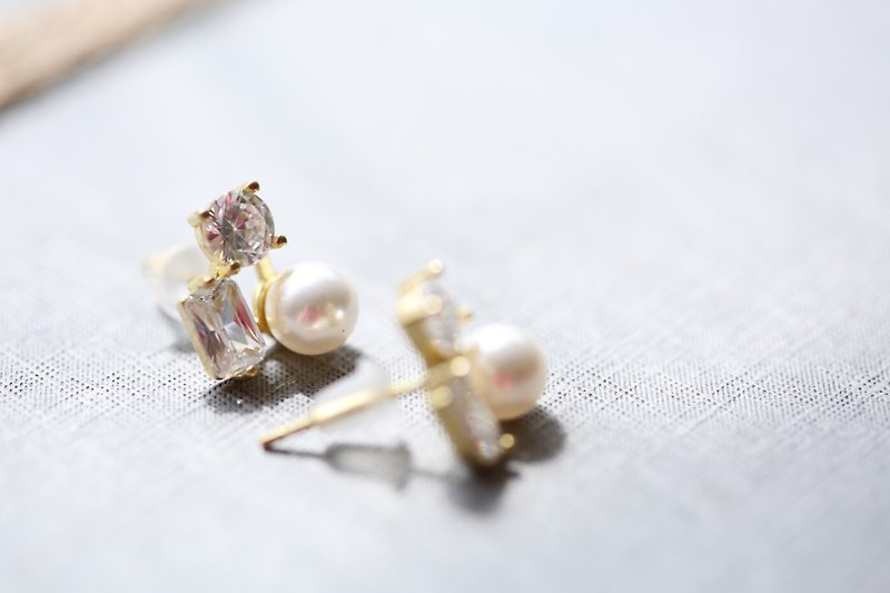 ::jiejie:: Love confession earrings │ radius zircon pearl - Earrings & Clip-ons - Gemstone White