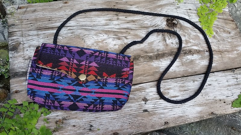 AMIN'S SHINY WORLD custom handmade purple gradient ethnic Indian fabric buckle cover seagull BAG - กระเป๋าแมสเซนเจอร์ - ผ้าฝ้าย/ผ้าลินิน สีม่วง