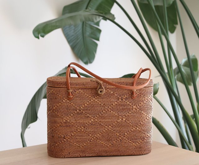 Bali Rattan Woven Tote Bag with Leather Strap for Woman|Ganapati Crafts Co.