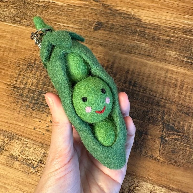 豆趣 — 擠擠豌豆 • 羊毛氈吊飾/鑰匙圈 - 吊飾/掛飾 - 羊毛 綠色