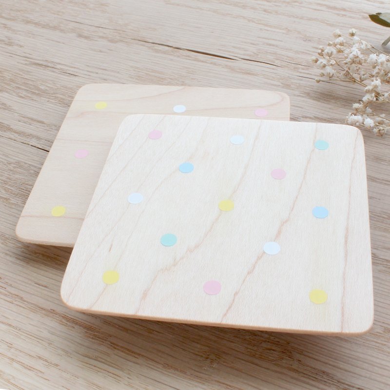 Color dot coaster 2 into the hand brush color can be added to buy the name of the name of the Taiwanese limited hand made - ที่รองแก้ว - ไม้ สีนำ้ตาล