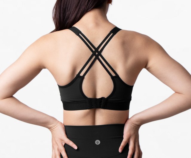 Sexy and I know it Sports Bra・Black - Shop ItsYou Studio Women's Sportswear  Tops - Pinkoi