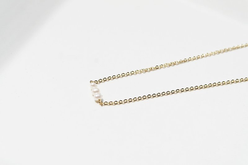 ::Girl Series :: Mini Pearls (3pcs) Fine Clavicle Chain - สร้อยคอทรง Collar - เครื่องเพชรพลอย 
