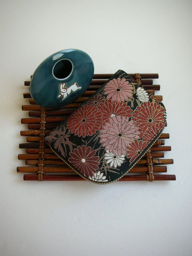 Jingxizhen Jintao brocade [100 chrysanthemums reflecting bamboo shadows]-short clip/wallet/coin purse/ - กระเป๋าสตางค์ - ผ้าไหม สีดำ