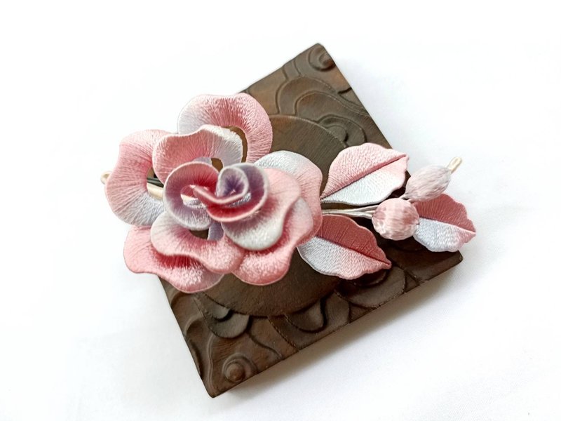 Blue/Pink Gradient Rose Silk Flower Hair Clip Hair Head Accessories - เครื่องประดับผม - งานปัก สึชมพู