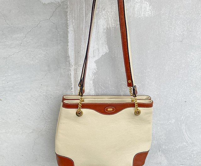 BALLY Off-White Thick Paneled Brown Leather Corner Metal Strap Swiss Brand  Antique Bag Vintage - Shop 1j-studio Messenger Bags u0026 Sling Bags - Pinkoi