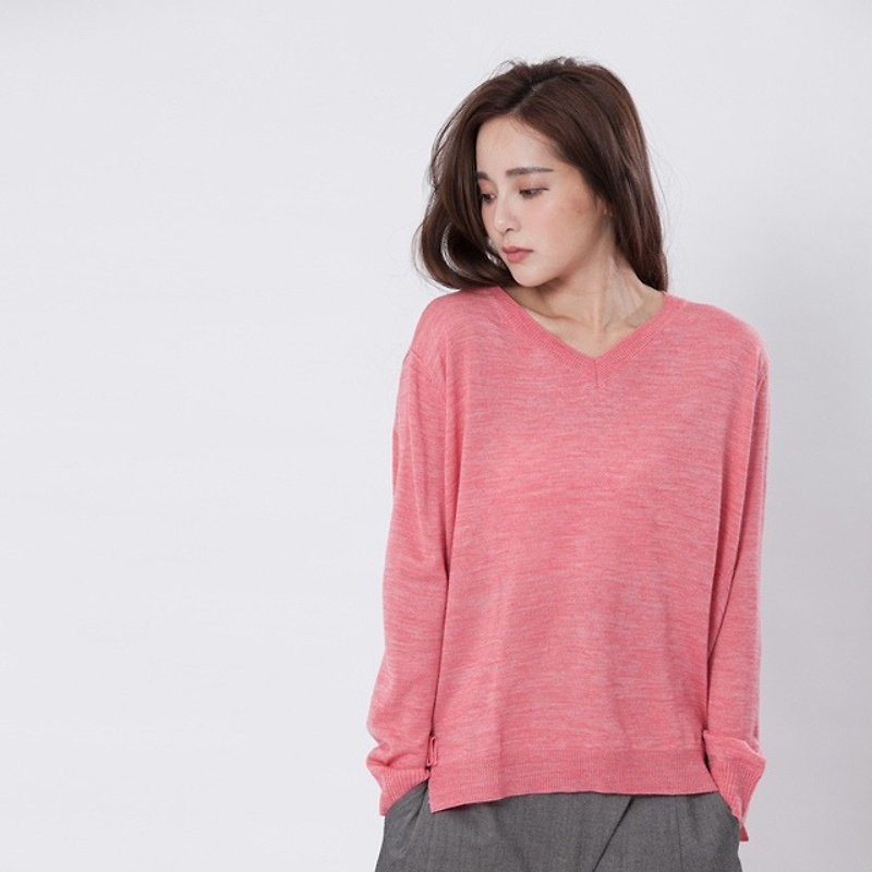 Aimee V-neck sweater / Pink - Women's Sweaters - Wool Pink