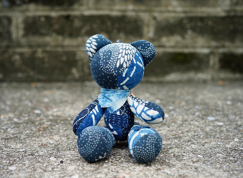 Handcrafted Katazome Bear - Other - Cotton & Hemp 