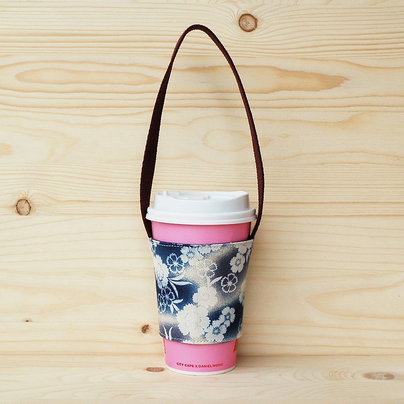 Gradient sakura beverage bag/cup holder - Beverage Holders & Bags - Cotton & Hemp Blue