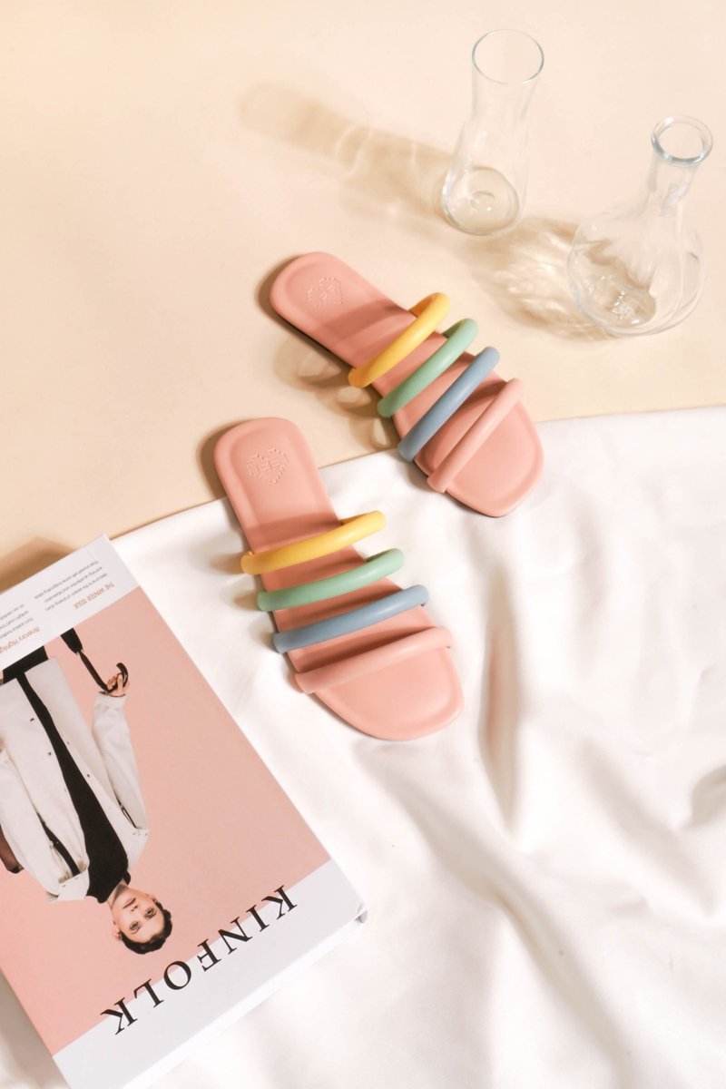 ピンクカラーPUレザートリプルストラップカラーサンダル - スリッポン - 合皮 ピンク