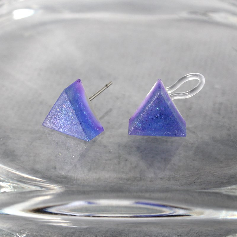 Triangle Resin Earring / Sparkle Iris / Single stud - Earrings & Clip-ons - Resin Purple