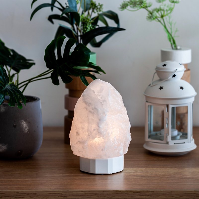ONELIVINGS LOFT Edition PILAR Himalayan White Salt Lamp – WONDER (2-3 KG) - Lighting - Cement White
