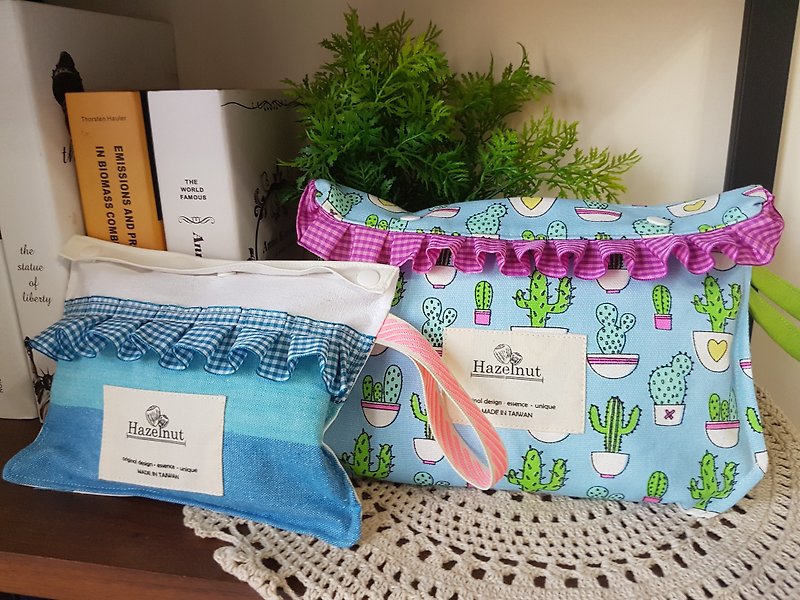 Nordic style cute cactus figure pattern checkered small lace small bag 2 bags - Toiletry Bags & Pouches - Cotton & Hemp Blue