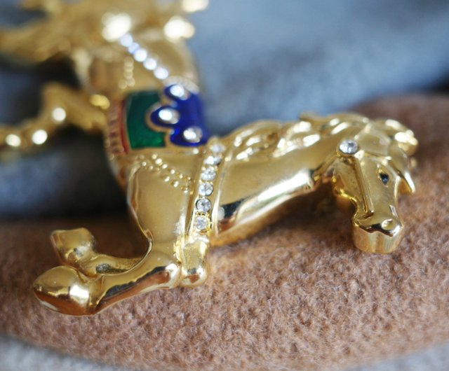 Ciner 　サイナー　馬　ブローチ　ヴィンテージ エナメルとラインストーン CINER（サイナー）☆エナメル＆ラインストーン 笹の葉とパンダの