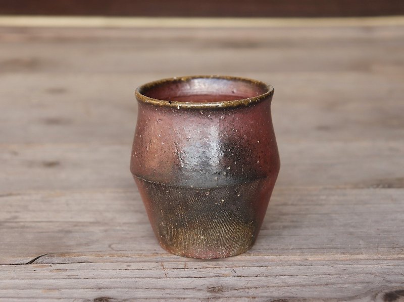 Bizen Free Cup (Wild grass) f1 - 040 - Cups - Pottery Brown