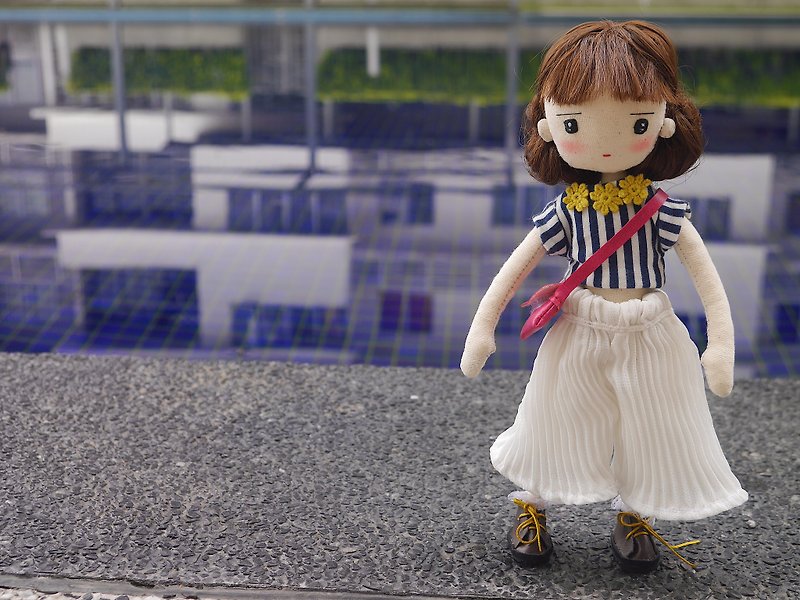Handmade Doll- Sweet Little Girl - ตุ๊กตา - ผ้าฝ้าย/ผ้าลินิน สีน้ำเงิน