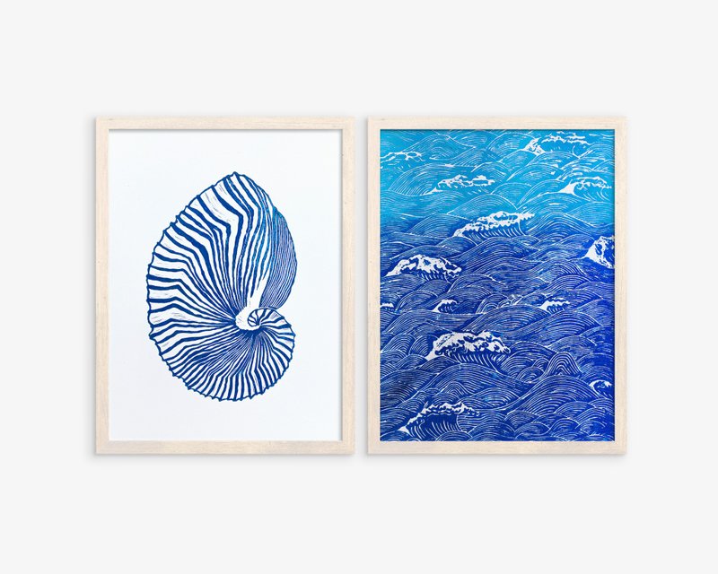 Gallery wall set of 2 Blue sea shell and ocean waves wall art Linocut print - 海報/掛畫/掛布 - 紙 藍色