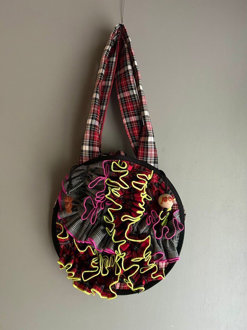 丸い巾着bag - 側背包/斜背包 - 棉．麻 多色