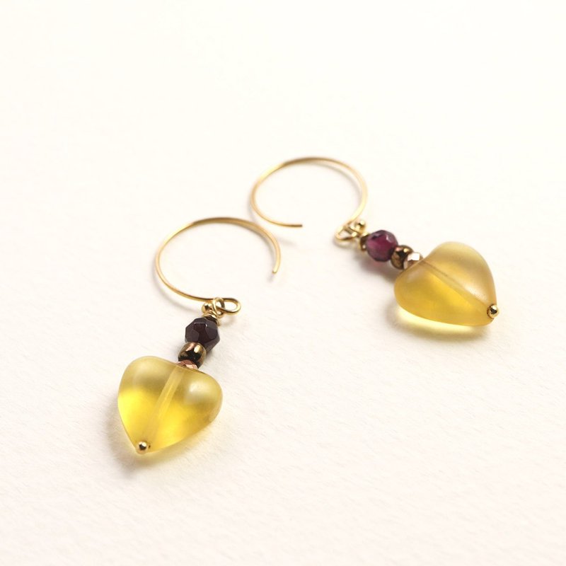 Rare yellow fluorite love sweetheart earrings - Earrings & Clip-ons - Semi-Precious Stones Yellow