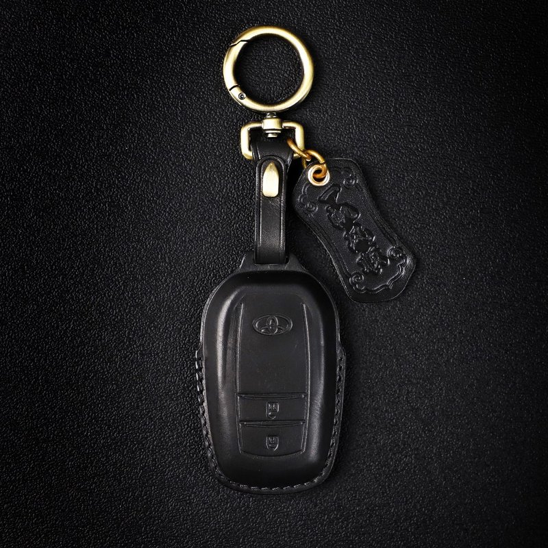 Car key case Toyota Ruiyan Asian Dragon Carola Leiling Weilanda Rongfang Prado - Keychains - Genuine Leather Black