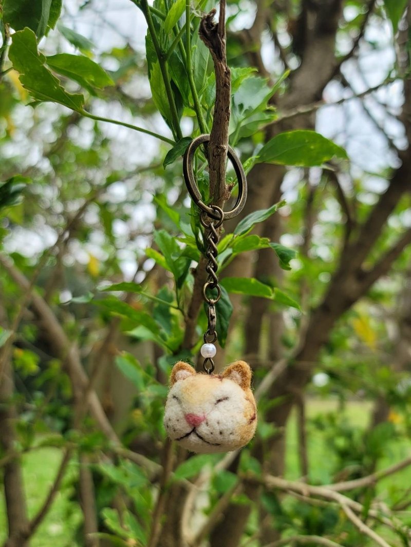 Handmade wool felt-mini cat keychain - Keychains - Wool 