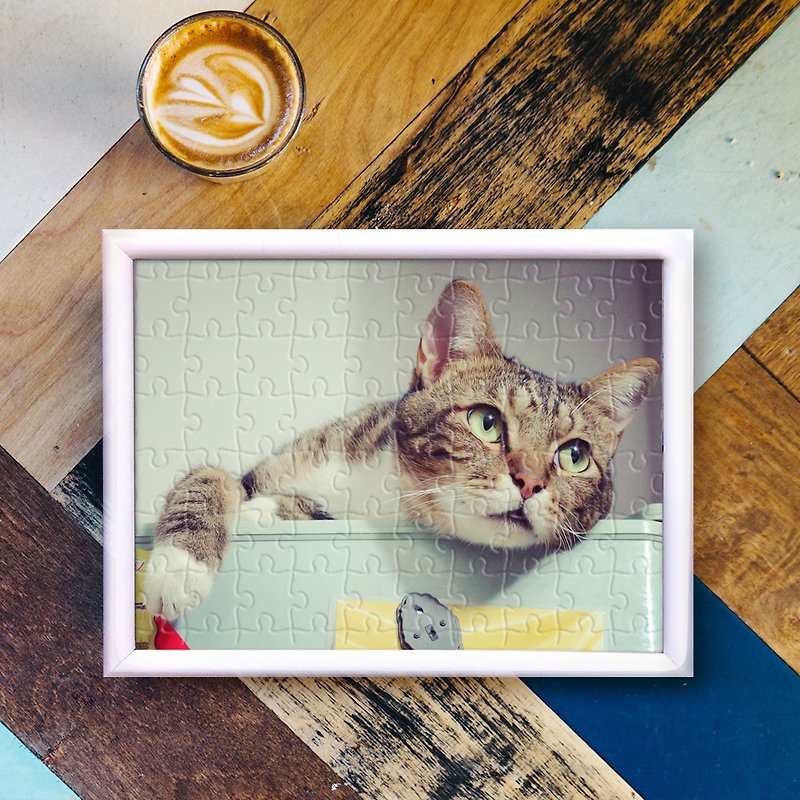 Customized jigsaw puzzle photo frame - กรอบรูป - วัสดุอื่นๆ ขาว