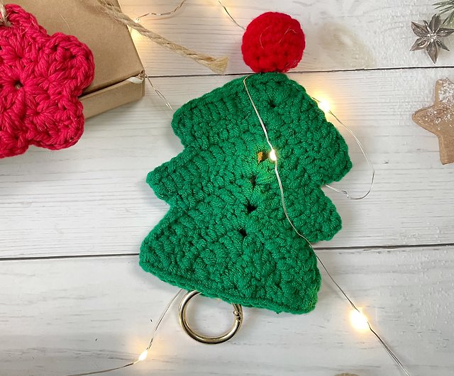 Handmade crocheted Christmas tree key storage bag [Crochet Key Holder]  Christmas limited - Shop CHRIS Art Studio Charms - Pinkoi
