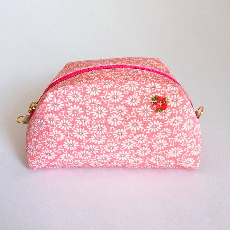 Pouch with Japanese traditional pattern, Kimono (Medium) "Silk" - Toiletry Bags & Pouches - Other Materials Pink