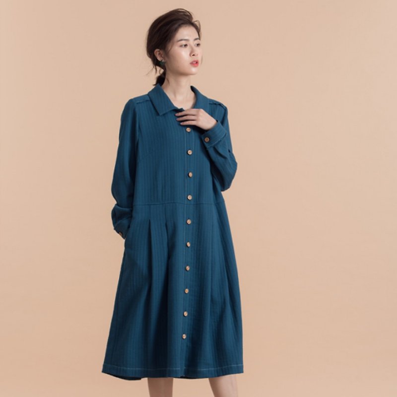 沉靜靛藍排釦兩穿洋裝 - 連身裙 - 棉．麻 藍色