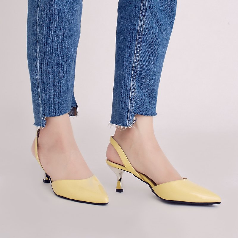[Zero code clear] Hepburn kitten with! After the hollow retro small pointed shoes yellow full leather MIT - รองเท้าส้นสูง - หนังแท้ สีเหลือง