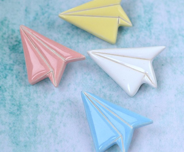 Baocc accessories New Vintage Paper Airplane Necklace Highlights