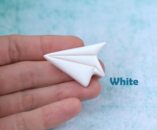 Baocc accessories New Vintage Paper Airplane Necklace Highlights