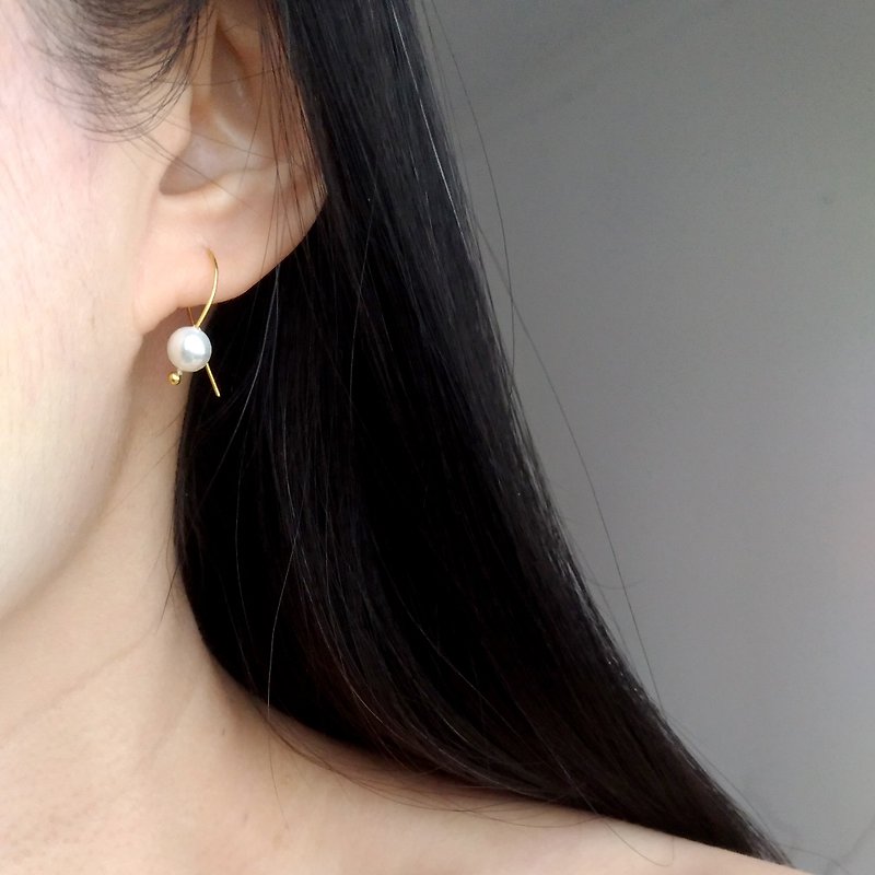 e031- friend - Bronze pearl earrings - ต่างหู - เครื่องเพชรพลอย ขาว