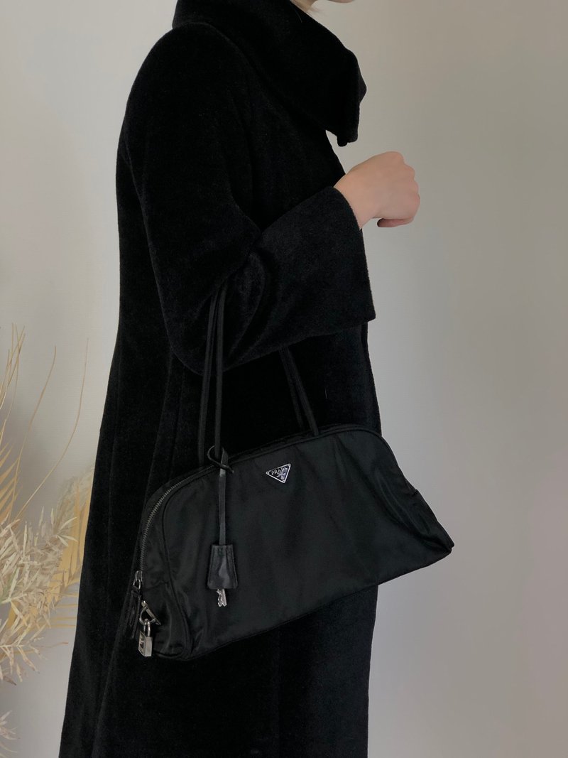 【 日本直送 名牌中古包 】PRADA 普拉達 托特包 黑色 三角標誌 尼龍 鎖頭 迷你波士頓包 vintage a3zkst - 手提包/手提袋 - 尼龍 黑色