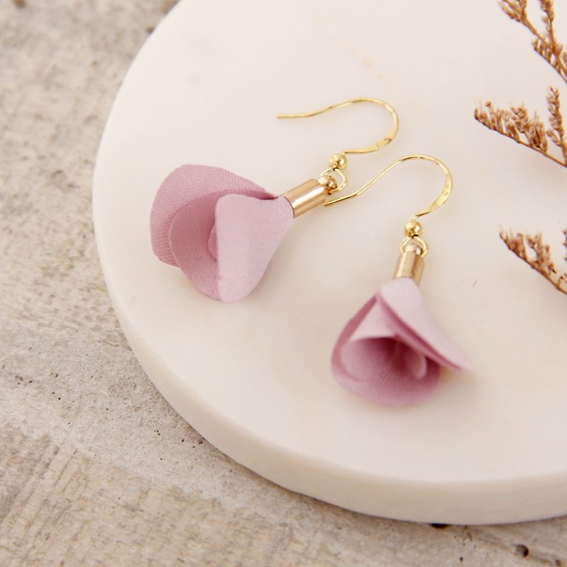 MUSEV basic versatile simple brass earrings - purple flower - ต่างหู - กระดาษ สีม่วง