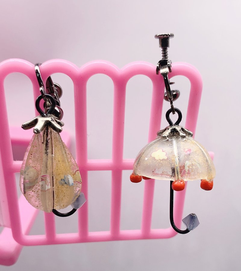 Vintage umbrella - Earrings & Clip-ons - Other Materials Transparent