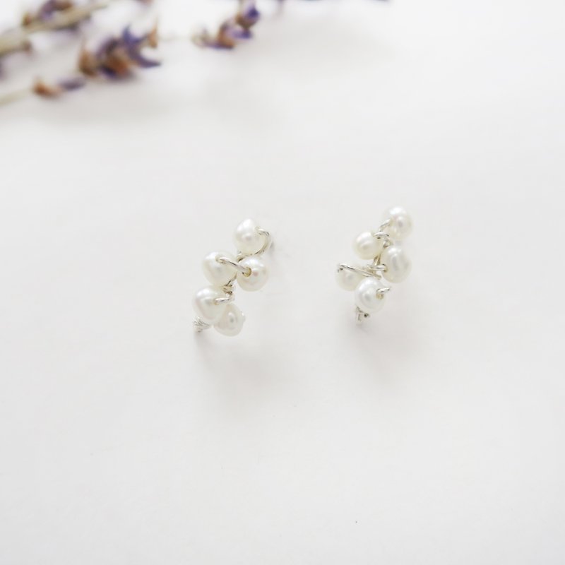 Pair of 925 Sterling Silver Mini Pearl C-shaped Stud Earrings and Clip-On - ต่างหู - เงินแท้ ขาว