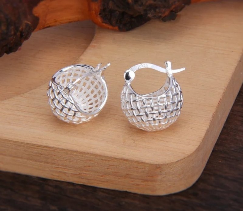 Hollow Braided Basket Hoop Earrings for Women Exotic Balls Earrings 925 Sterling - 耳環/耳夾/耳骨夾 - 純銀 銀色