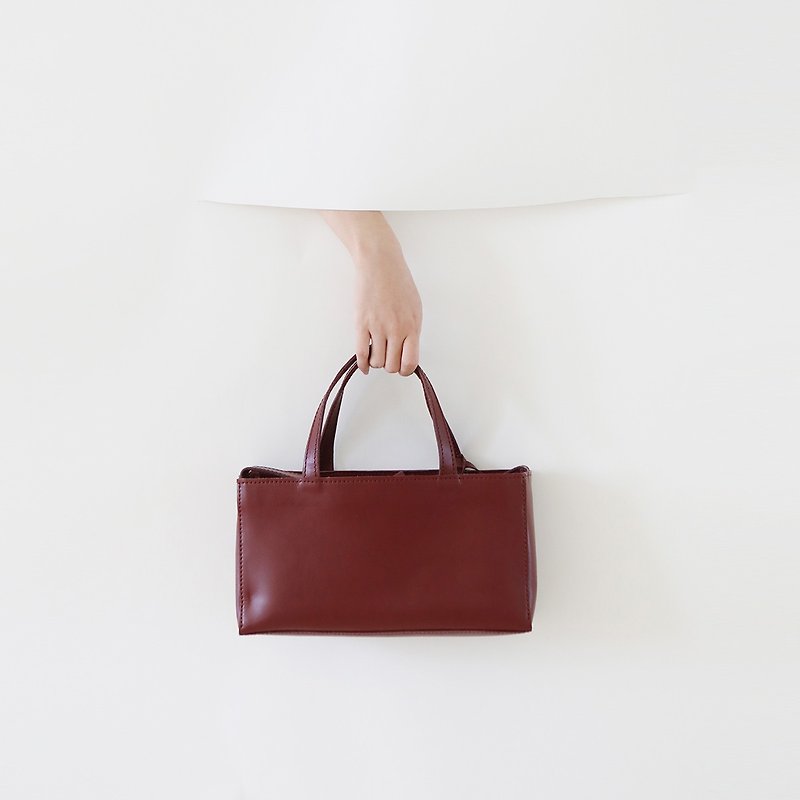 JOYDIVISION/Japanese style tote basket styling shoulder bag dual-use bag concave shape - Handbags & Totes - Genuine Leather 