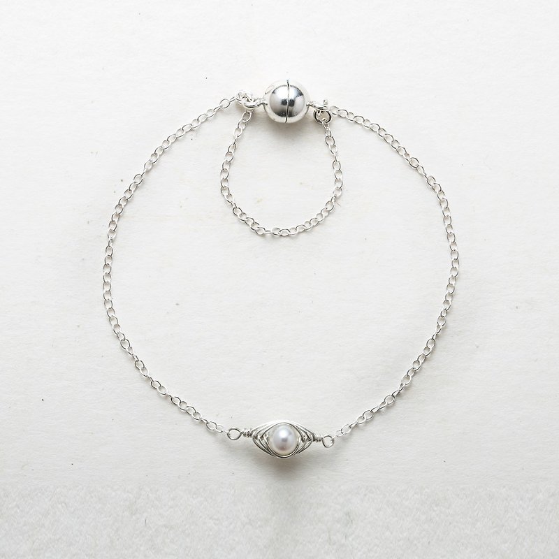 小宇宙 | 小珍珠 純銀手鍊 - 手鍊/手鐲 - 寶石 白色