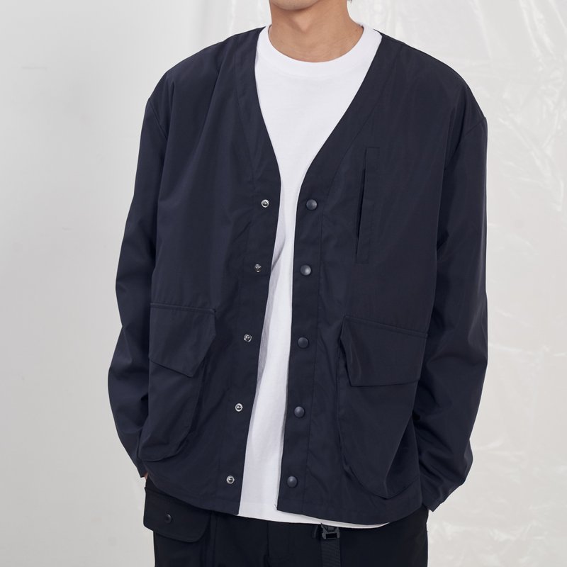 立體口袋開襟外套 3D Pocket Jacket/無領款式/防潑水材質/機能 - 男夾克/外套 - 聚酯纖維 藍色