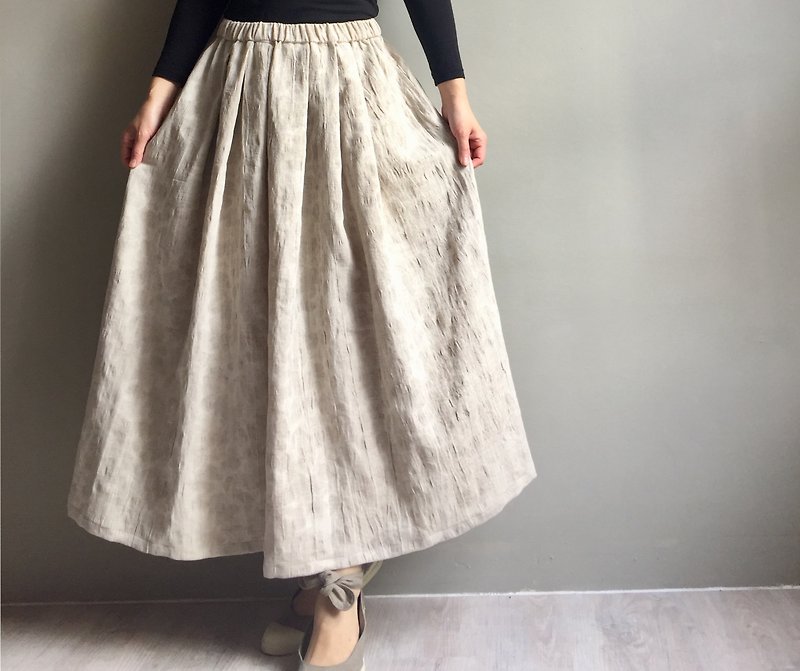 #森秋之舞@棉麻同色 Jacquard cloth pleated long skirt 100% cotton and linen - Skirts - Cotton & Hemp 