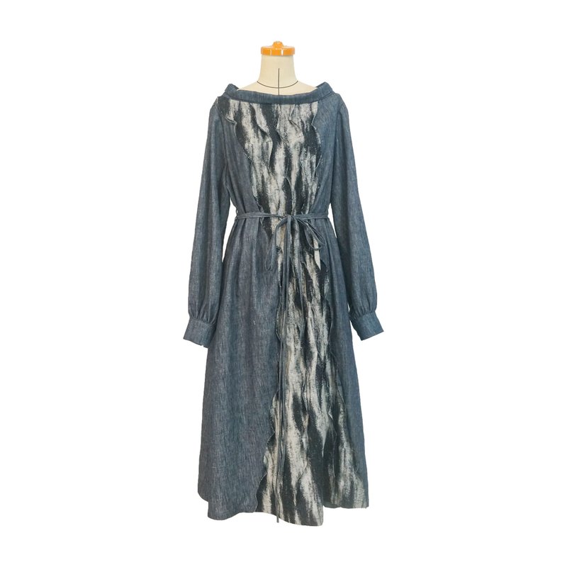 Aman No.104 Shangshanrushui long-sleeved dress blue thin denim style - ชุดเดรส - วัสดุอื่นๆ 