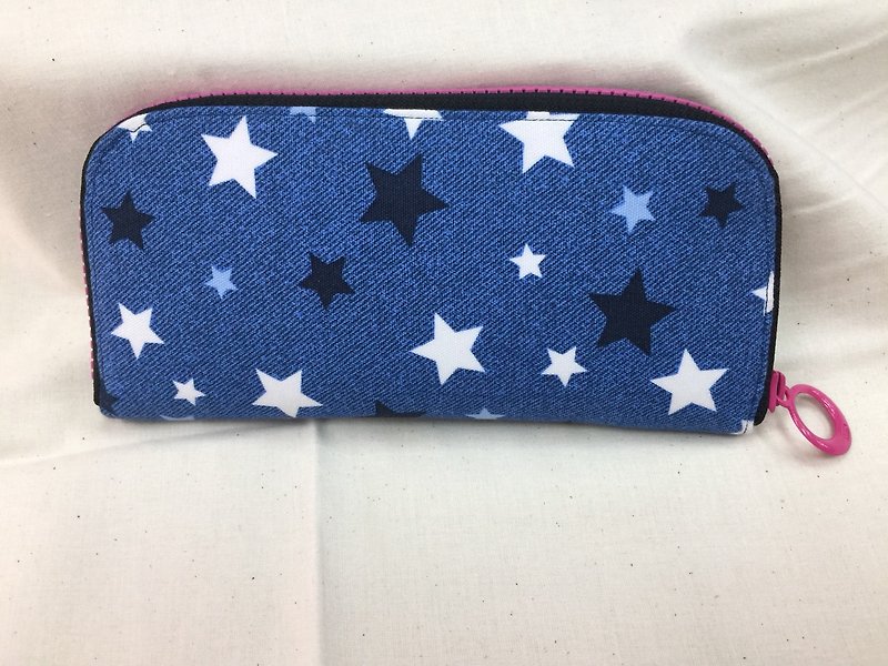 Can hold a lot of long clips - blue starry - Wallets - Cotton & Hemp Blue