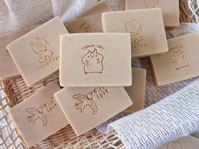 母乳皂代製  甜杏燕麥寶貝皂   幼兒與敏感肌膚 - 肥皂/手工皂 - 植物．花 金色